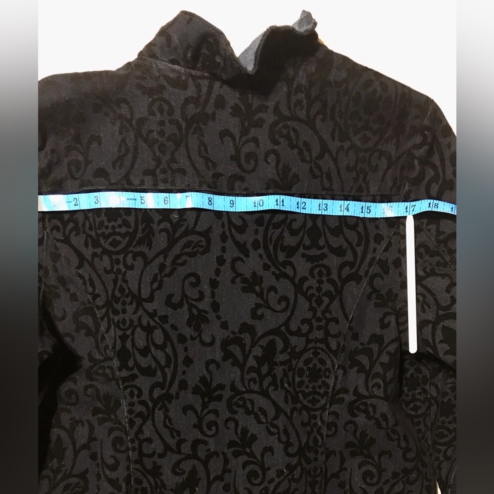 TANTRUMS Denim Jacket w/ruffles & flocking - Picture 10 of 15